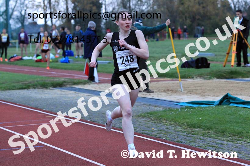 1500 metres, 2022 NEGP No. 1,  Monkton Stadium, April 20th, on a very cold night. Photo: David T. Hewitson/Sports for All Pics